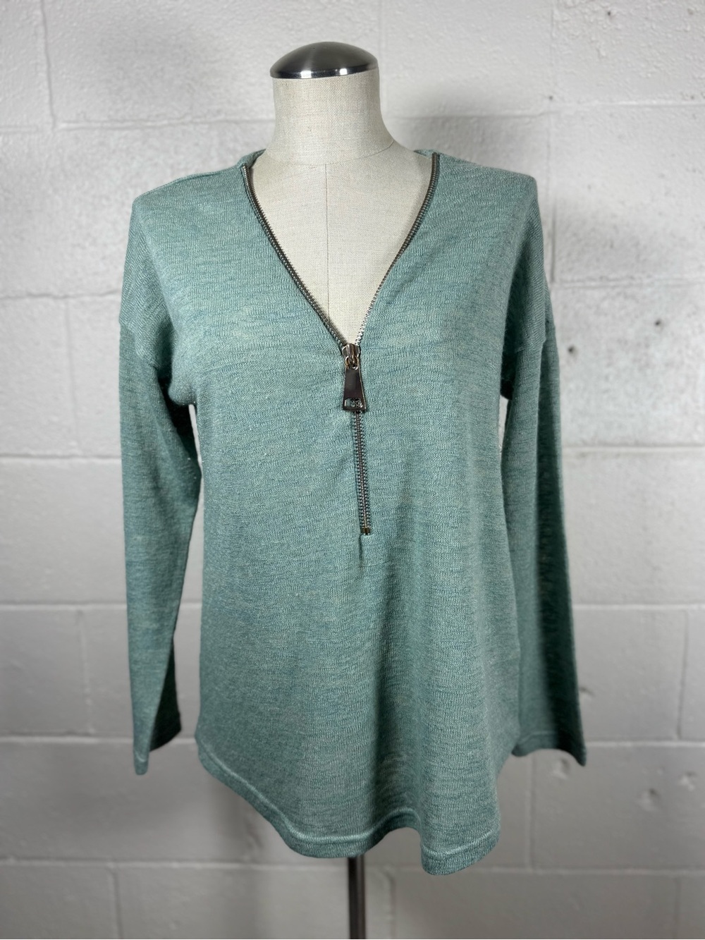 Soft Surroundings Front 1/2 Zip Green Lightweight Pull Over Long Sleeve Med